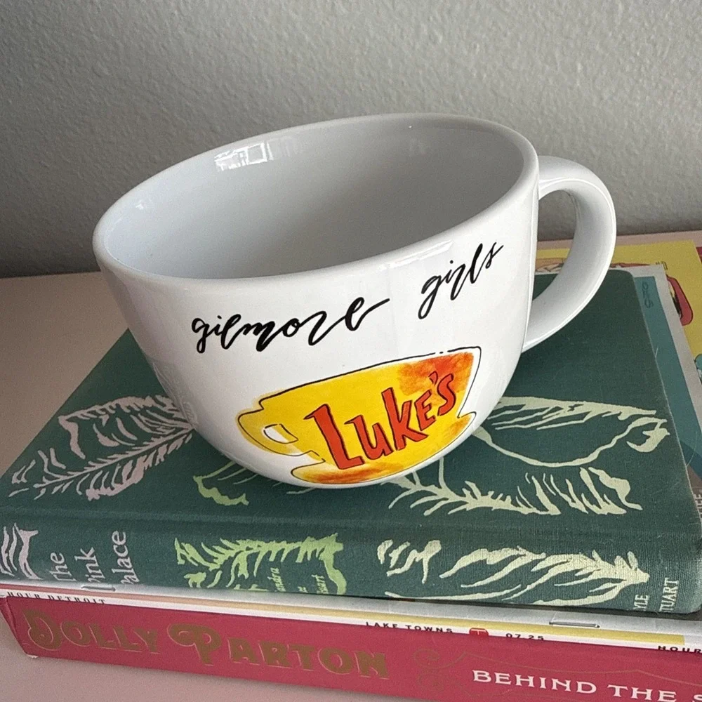 24oz Gilmore Girls Ceramic Soup Mug with Luke's Logo - Perfect for Soup & Coffee - Picture 2 of 4